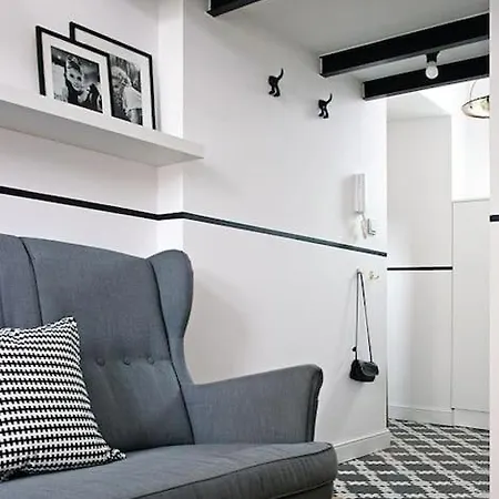 Tamka - Stylish In The Centre شقة وارسو